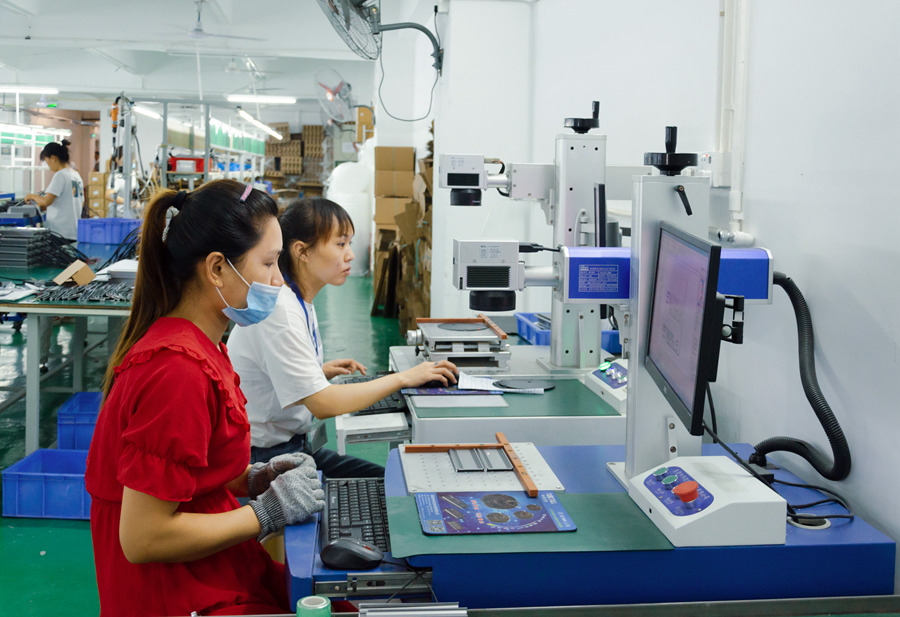 注意！LED工礦燈電源正常使用和延長(zhǎng)壽命的因素有這些
